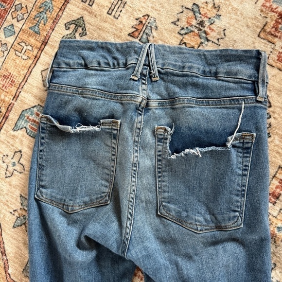 Good American Good Legs Chewed Back Pocket High Waist Skinny Jeans - Picture 4 of 5